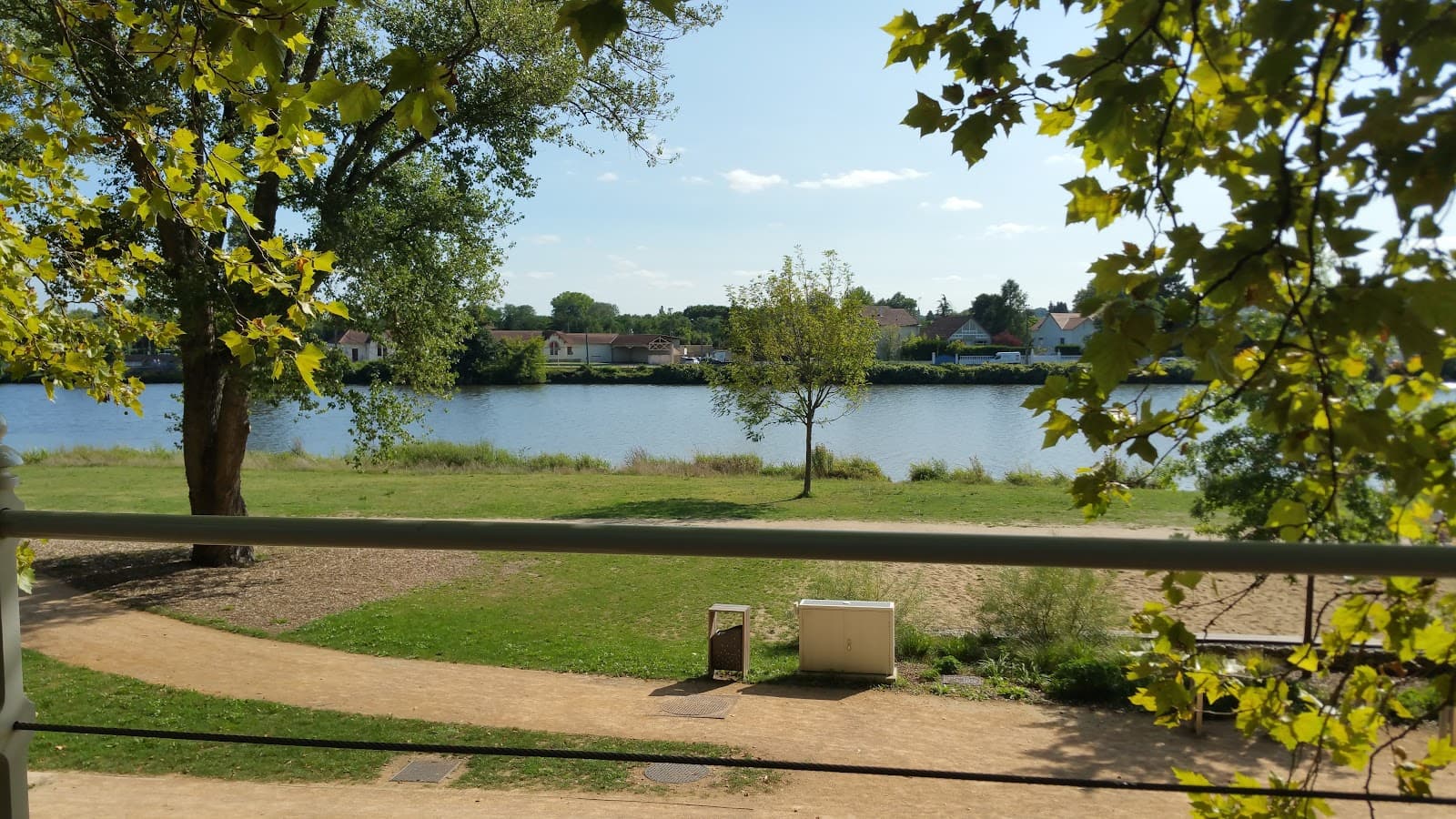 Plage des Célestins, Vichy (3/5)