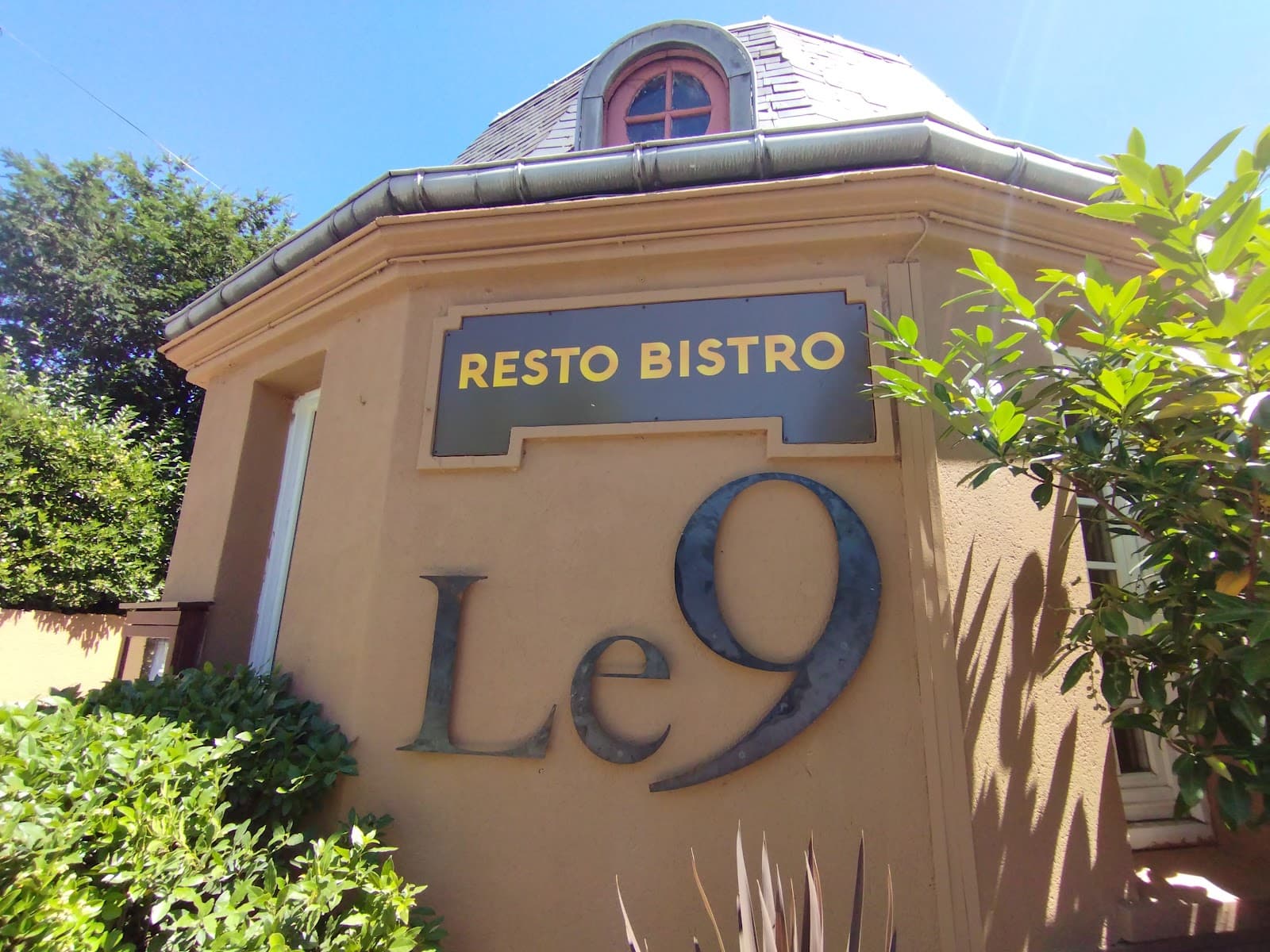 Le 9, Royat (1/6)