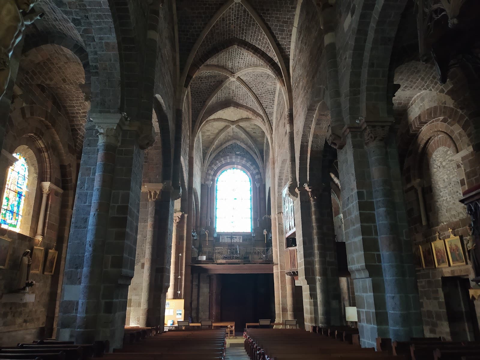 Abbatiale Saint-Chaffre, Le Monastier-sur-Gazeille (2/6)