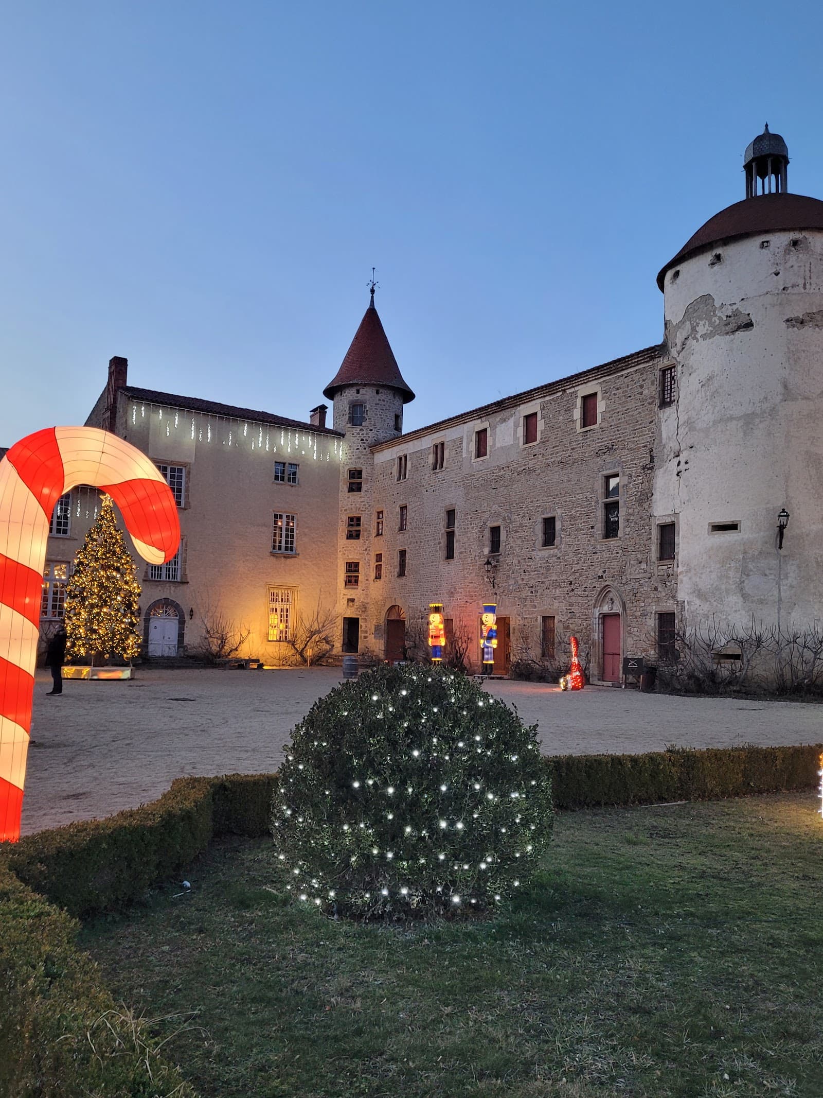 Château de la Batisse, Chanonat (3/5)