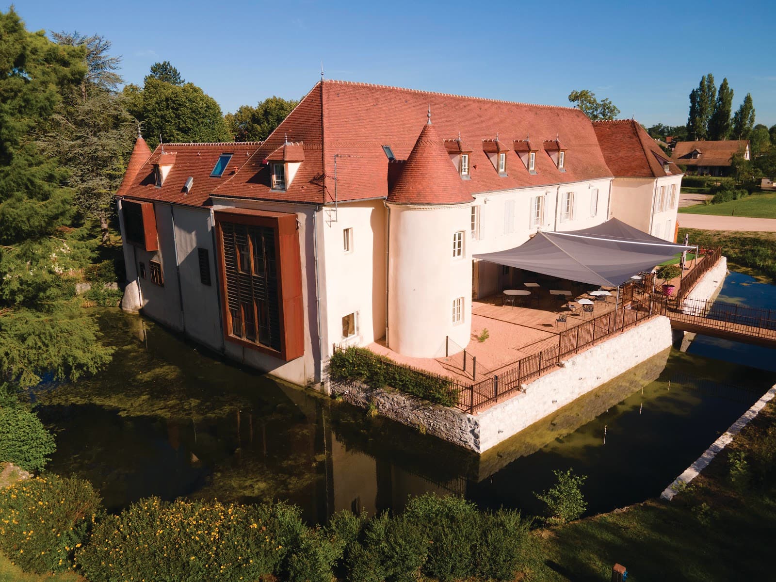 Le Château du Bost, Bellerive-sur-Allier (3/8)