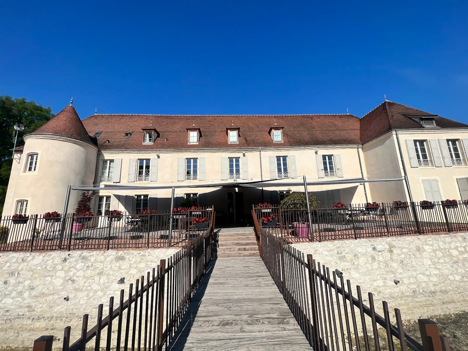 Le Château du Bost, Bellerive-sur-Allier (4/8)