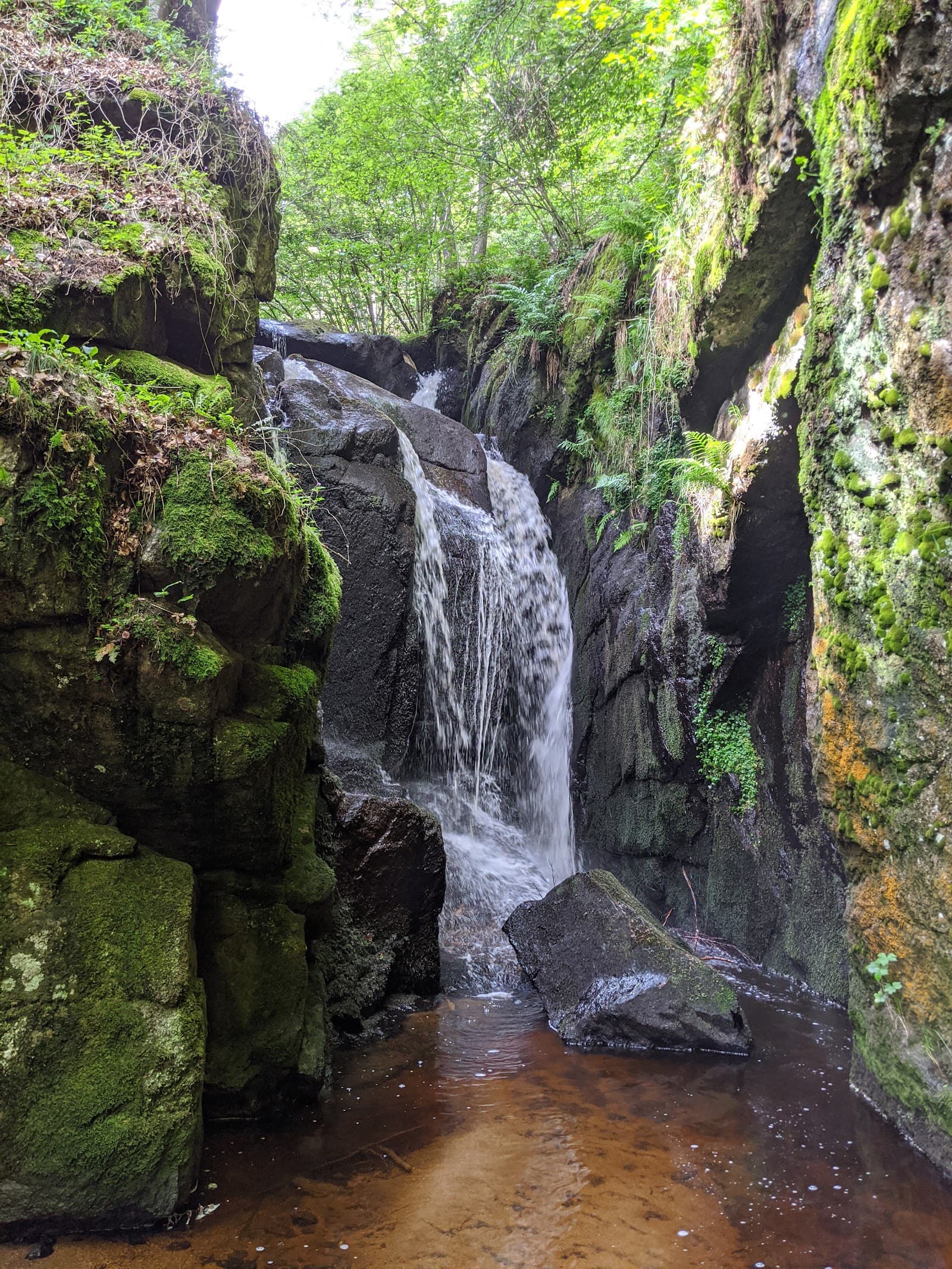 Cascade du Creux de l'Oulette, Saillant (3/5)