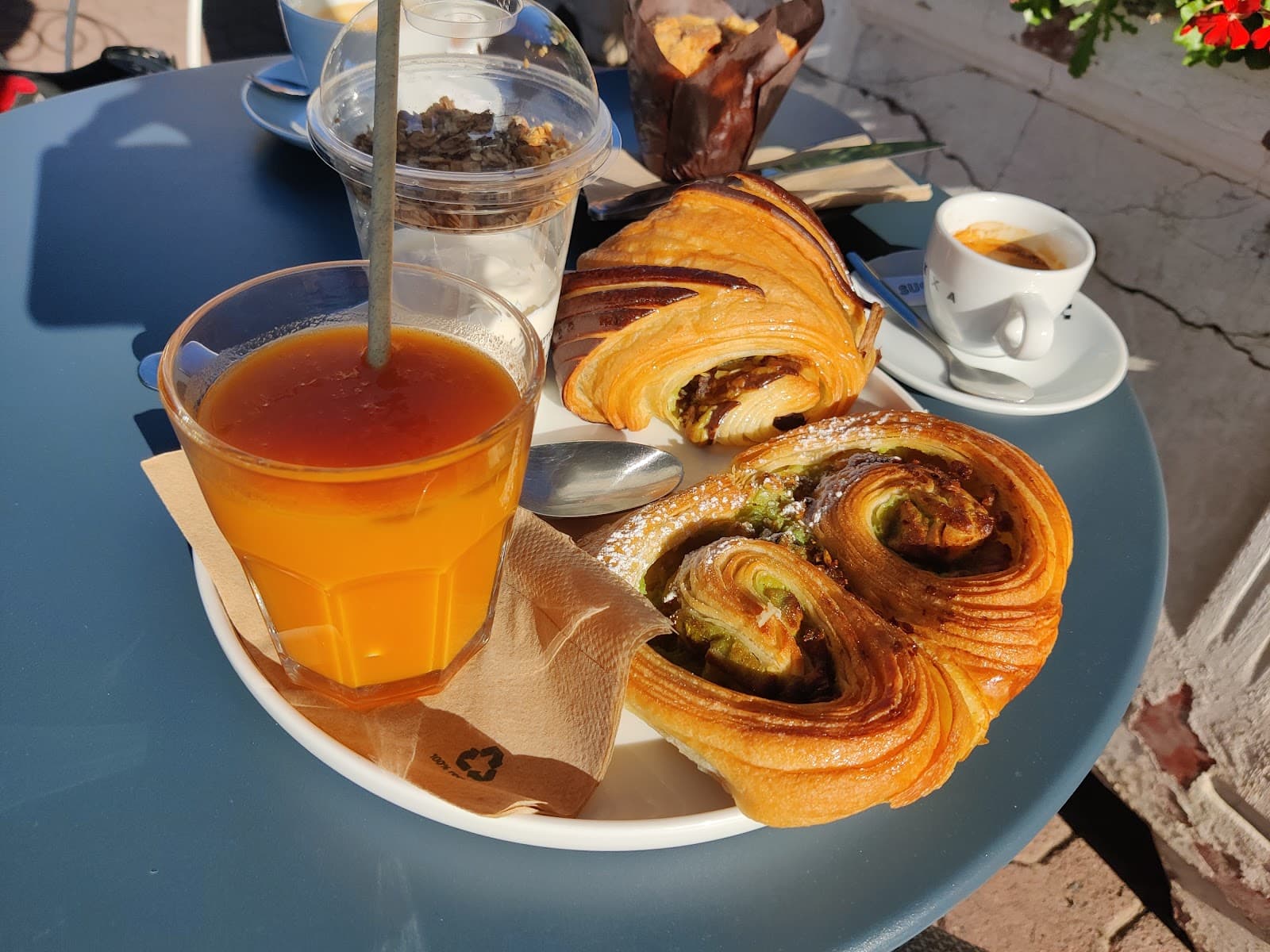 Wake Up Coffee, Issoire (2/6)