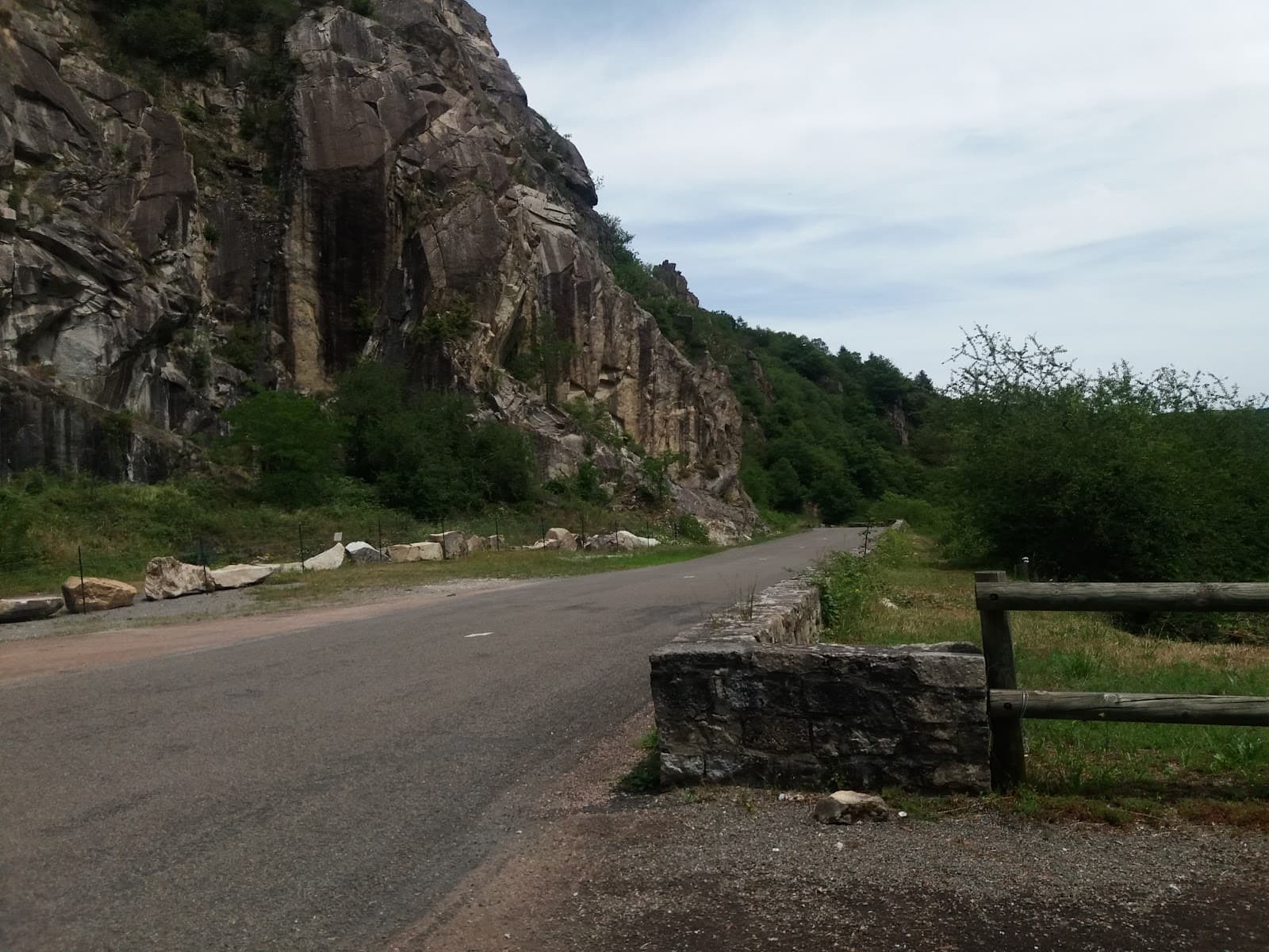 Roc Armand, Chouvigny (1/5)