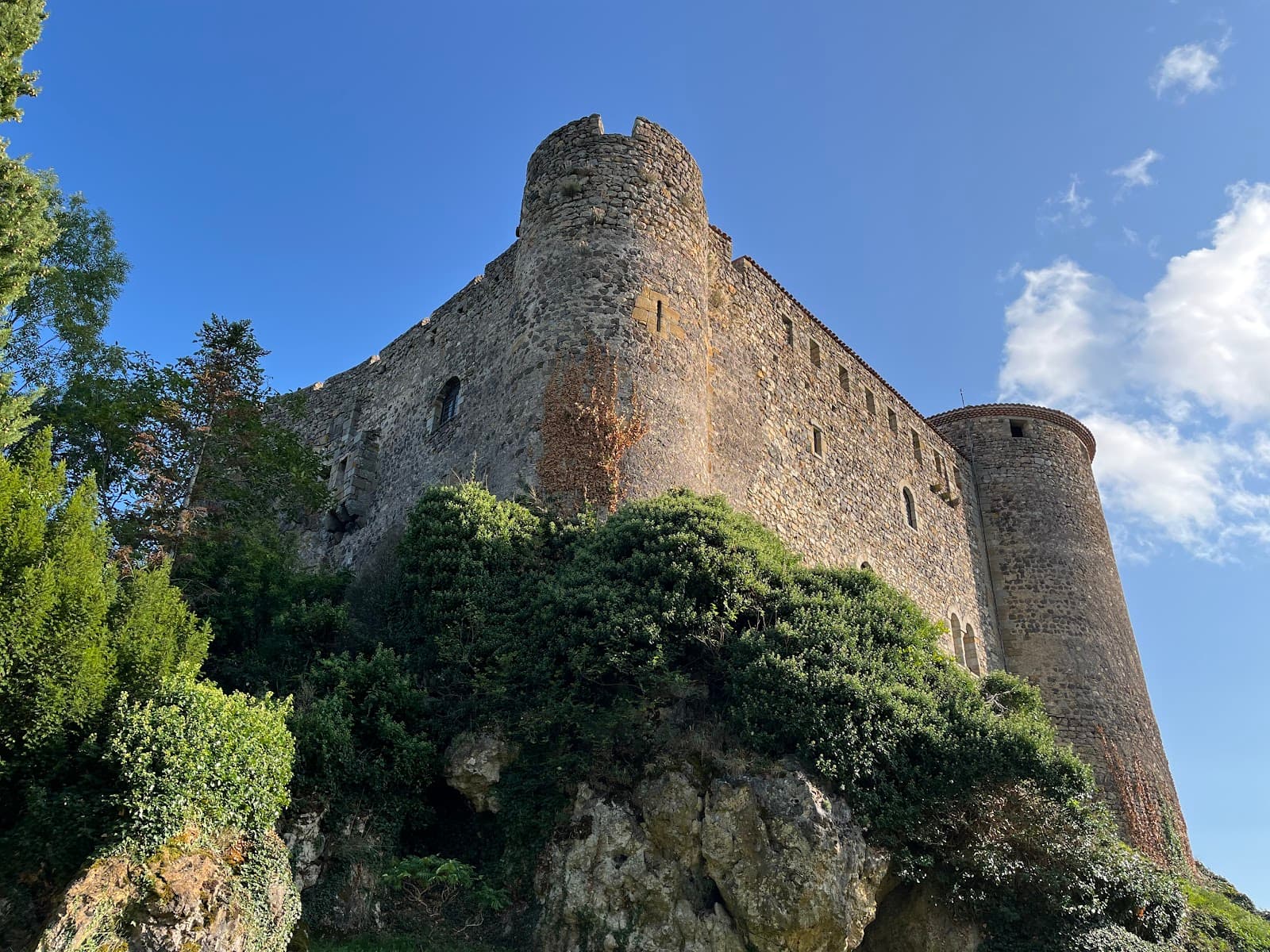 Château de Busséol, Busséol (6/6)