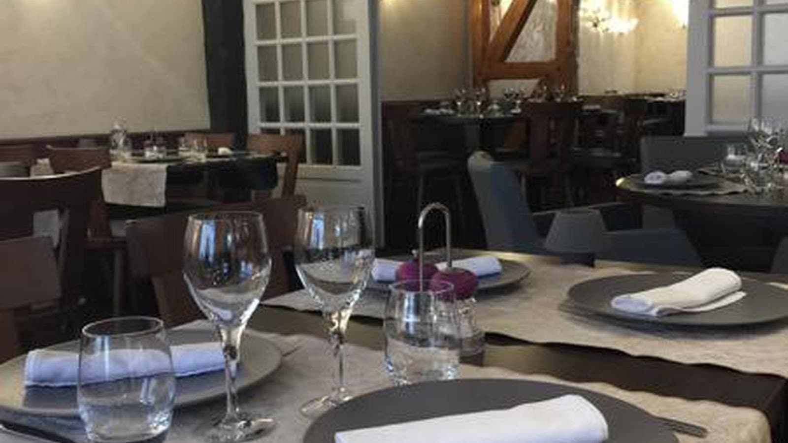 La Petite Auberge, Moulins (1/5)