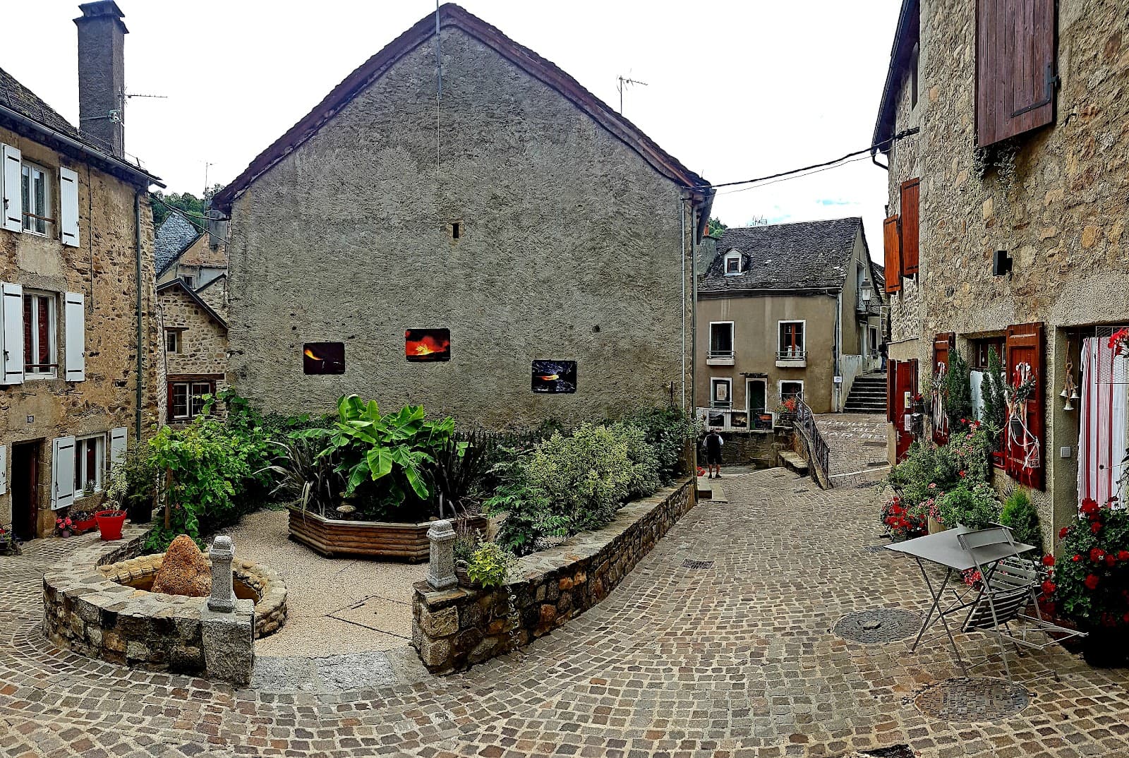 Source du Par, Chaudes-Aigues (3/5)