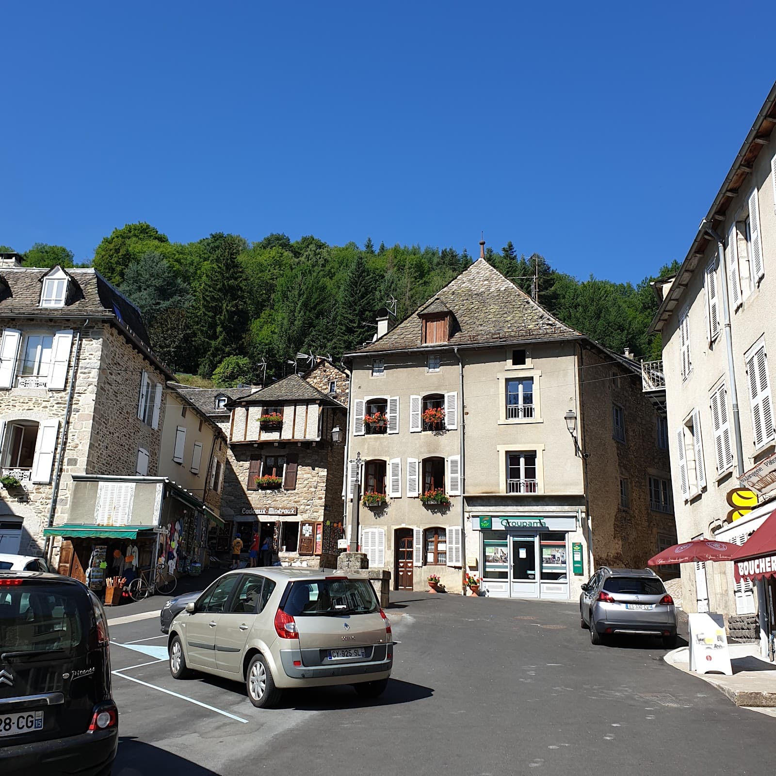 Source du Par, Chaudes-Aigues (4/5)