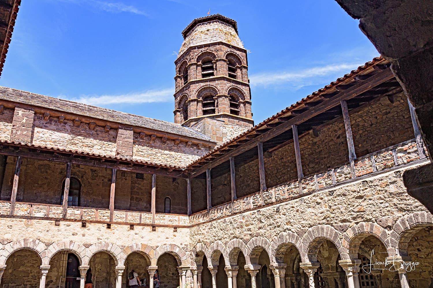 Abbaye de Lavaudieu, Lavaudieu (5/5)