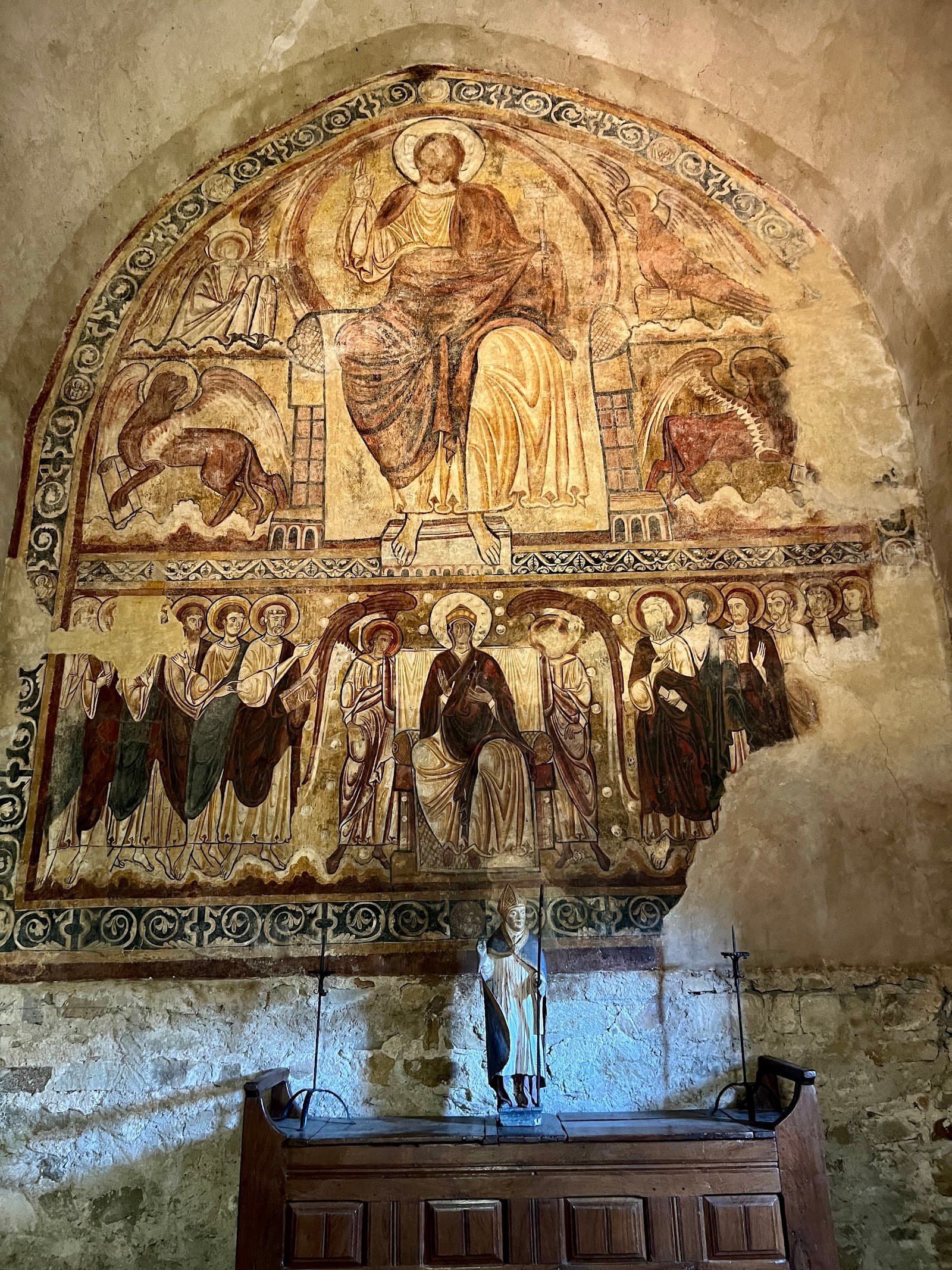 Abbaye de Lavaudieu, Lavaudieu (2/5)