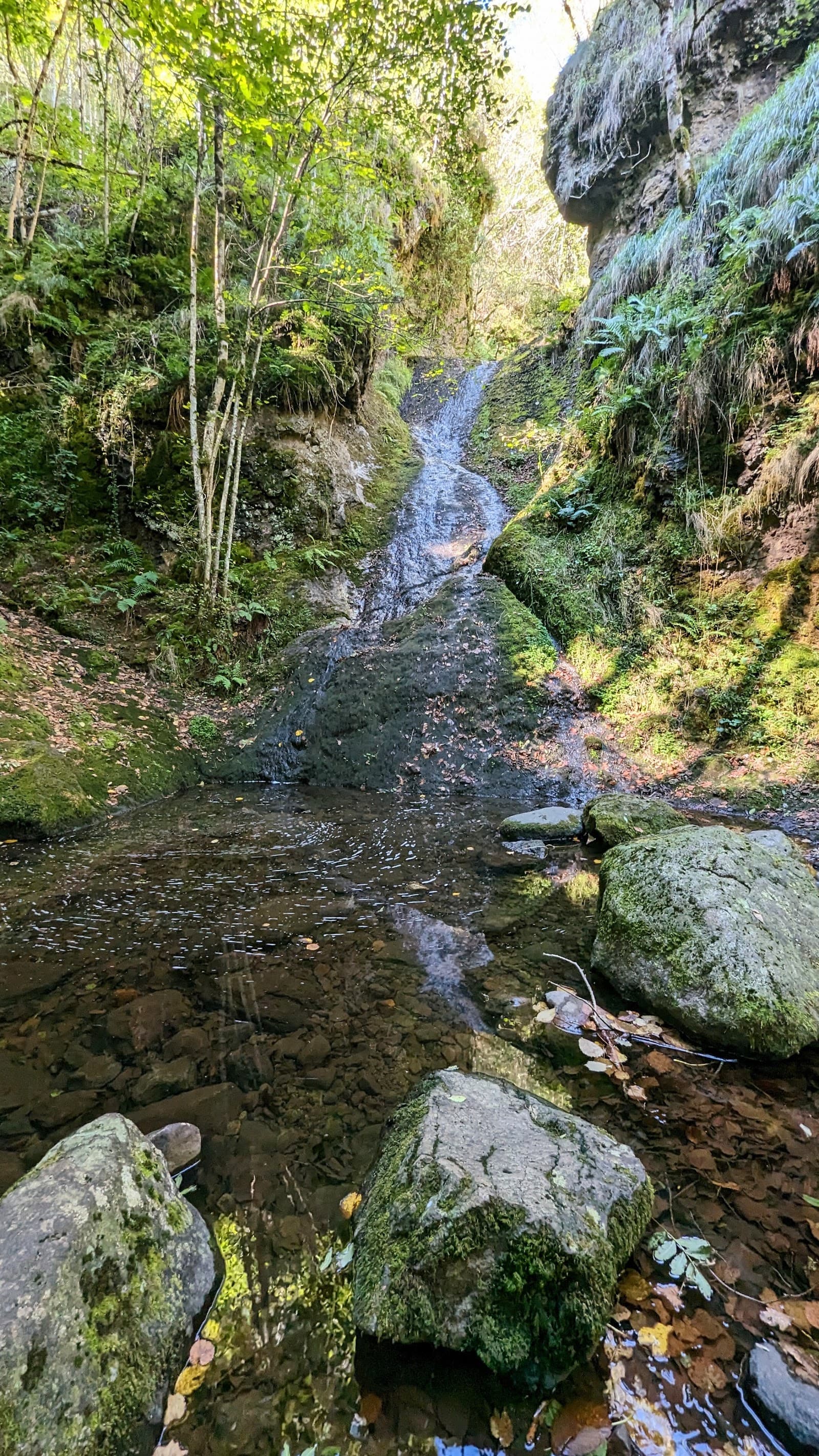 Cascade du Trou de la Conche, Vic-sur-Cère (2/5)