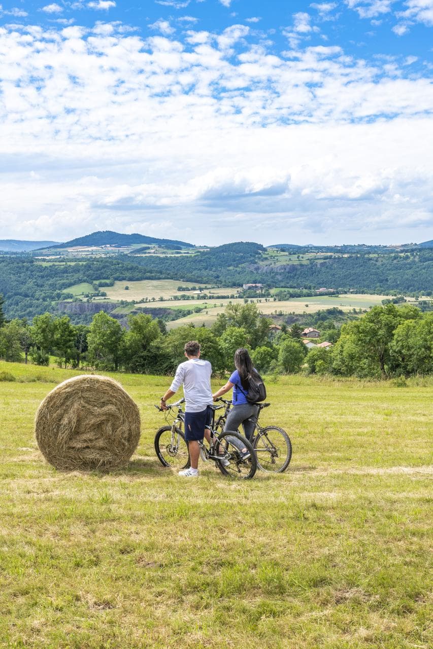 Auvergne Rhône Alpes - Haute-Loire - VTT dans la vallée de la Loire près de Chadron - Luc Olivier (2)