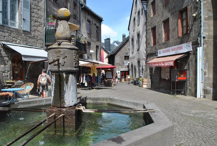 Besse-et-Saint-Anastaise photo 4