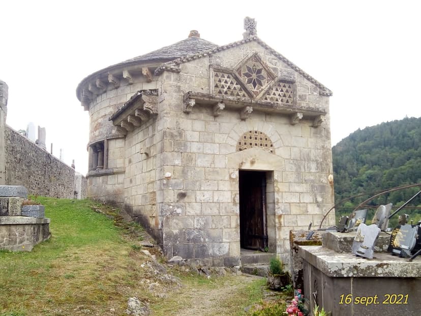 Chambon-sur-Lac photo 6