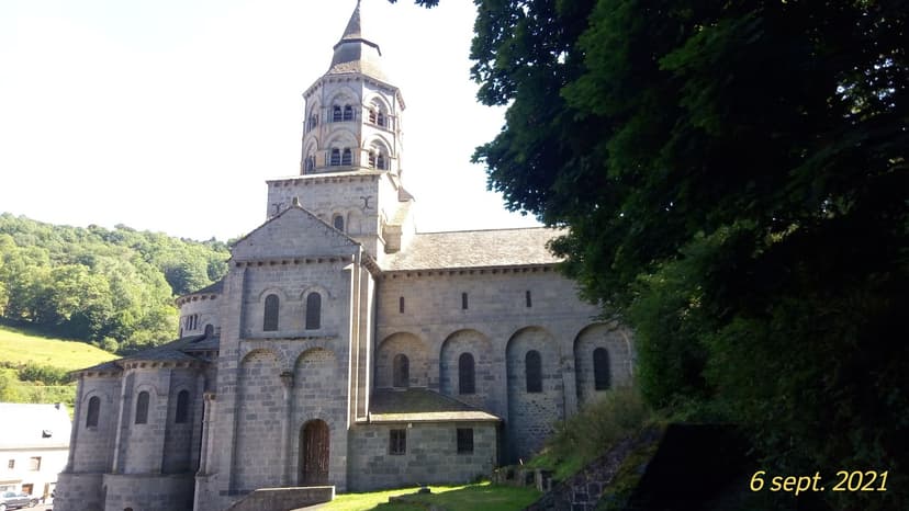 Orcival photo 6