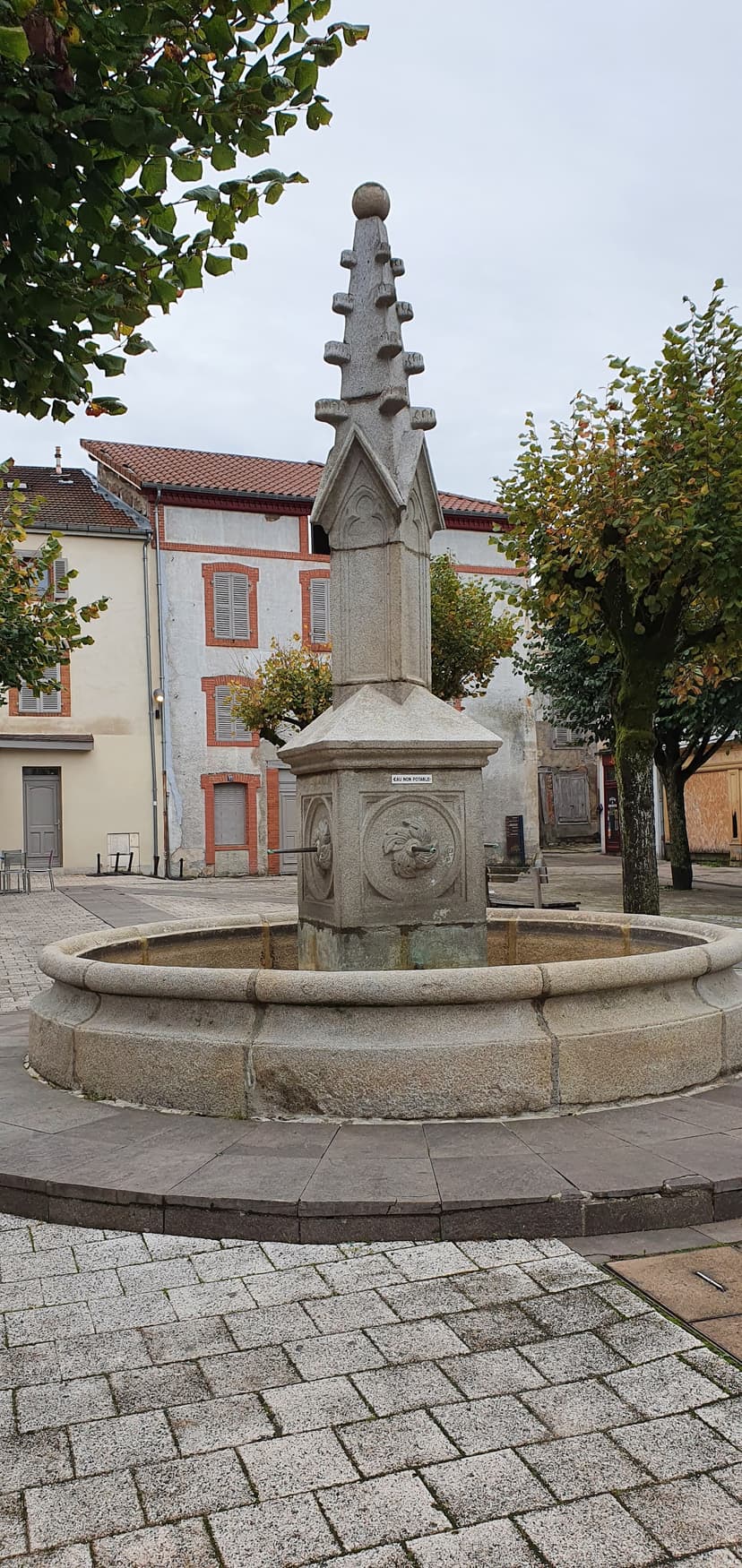 Ambert photo 3