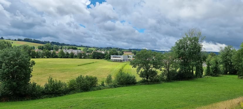 Arpajon-sur-Cère photo 2