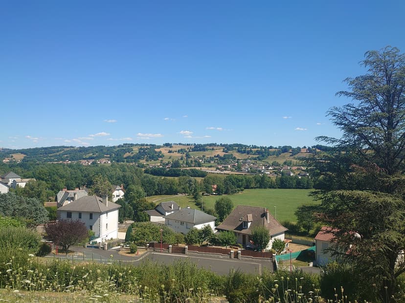 Arpajon-sur-Cère photo 3