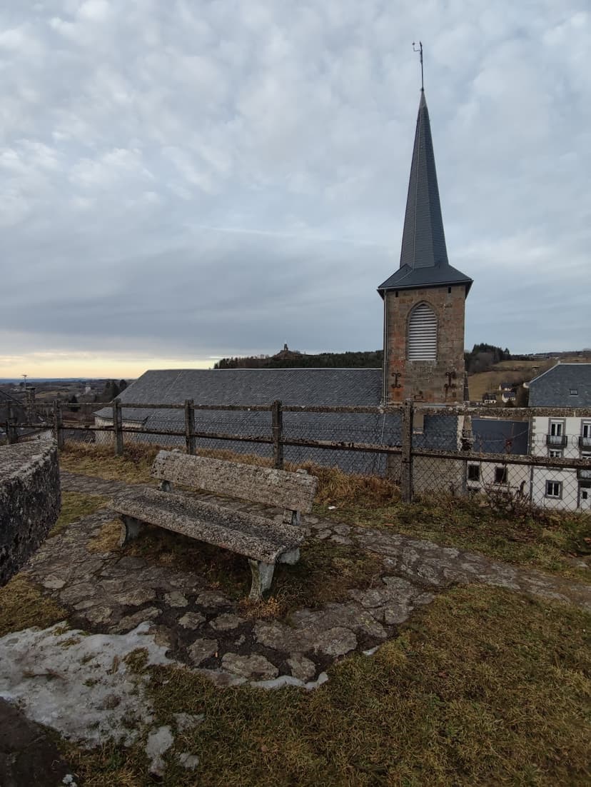 La Tour-d'Auvergne photo 1