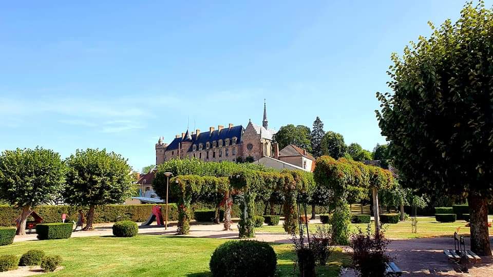 Lapalisse, Allier