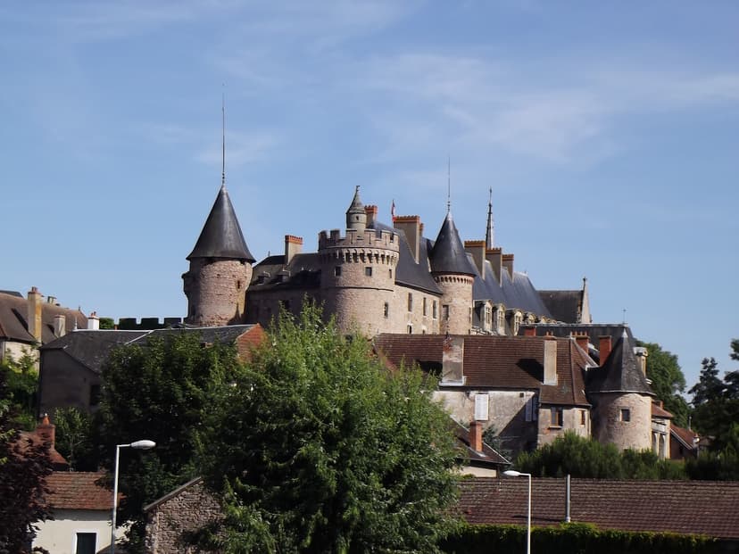 Lapalisse photo 2