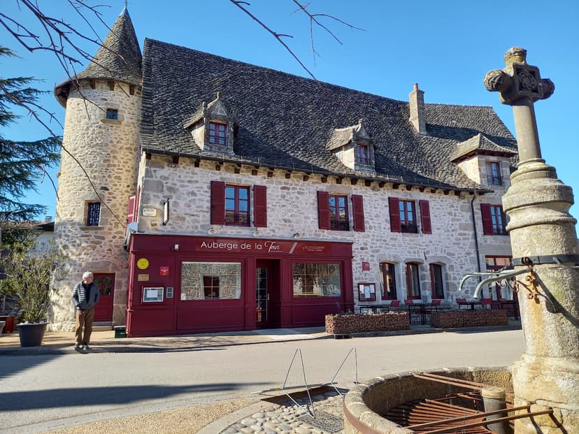 Marcolès photo 1