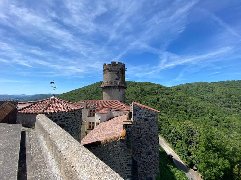 Château de Tournoël (2)