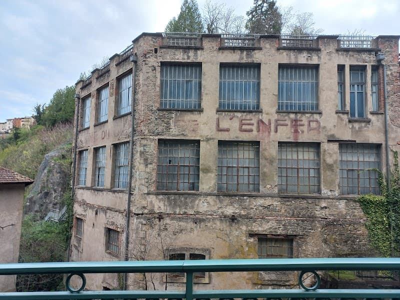 Espace d'Art Contemporain (2)