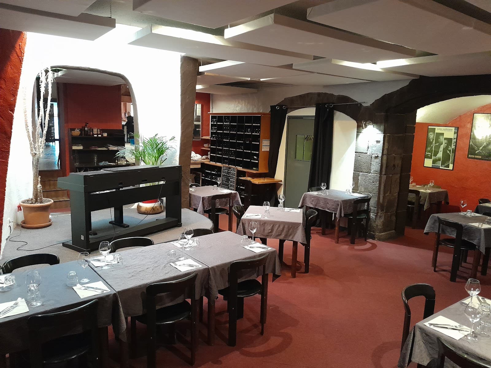 Le Puy de la Lune Restaurant Traditionnel & Gastronomie Auvergnate (6/6)
