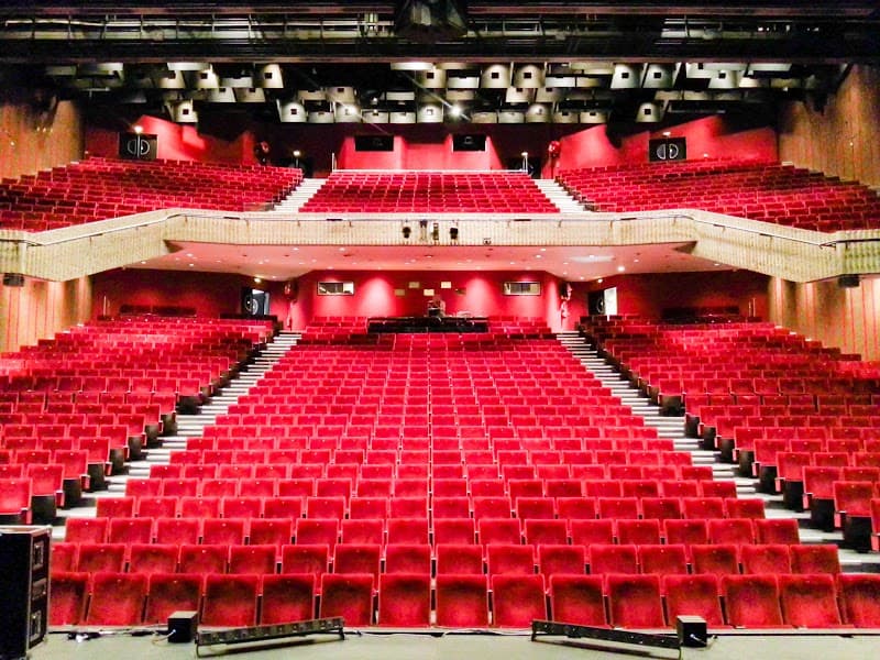 Maison de la Culture (2)