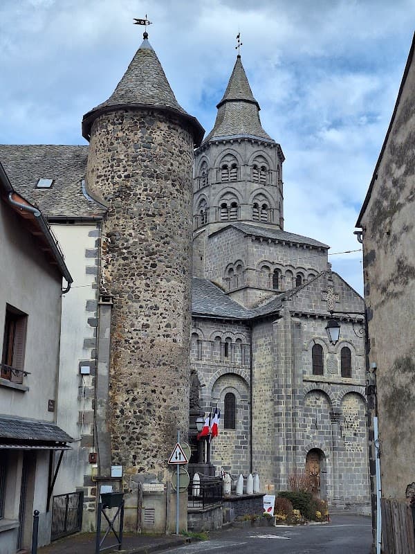 Basilique d'Orcival (3)