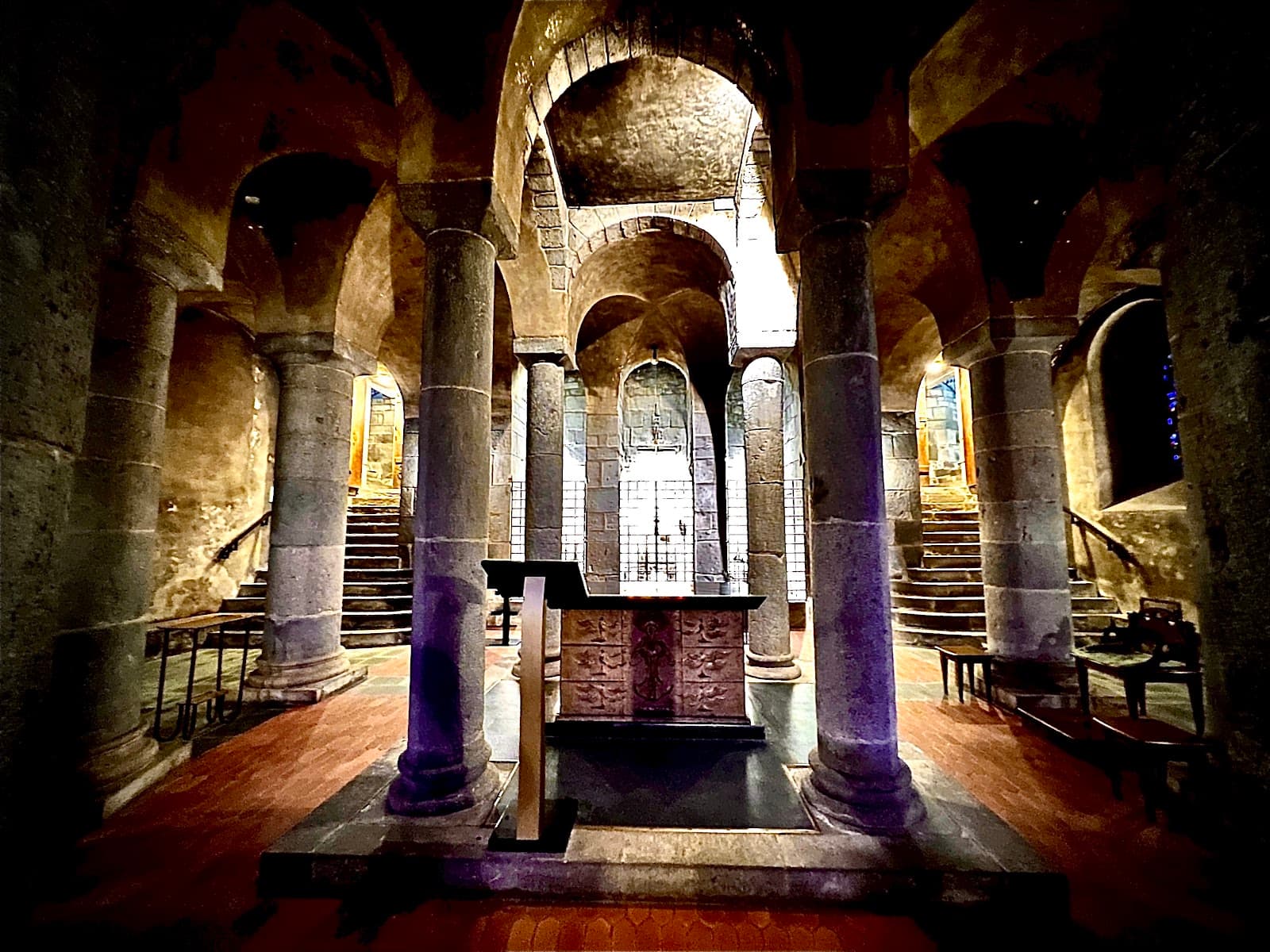 Basilique Notre-Dame d'Orcival (4/6)