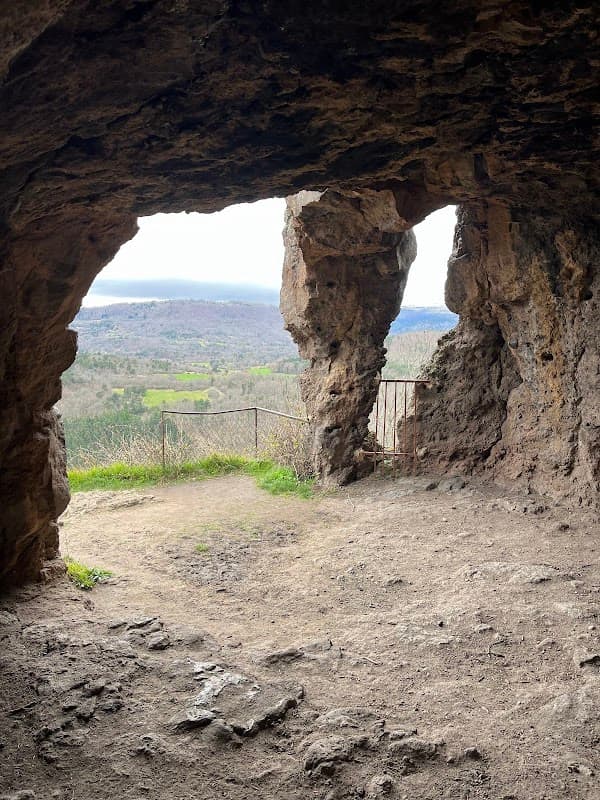 Chemin de la Ronde des Couzes