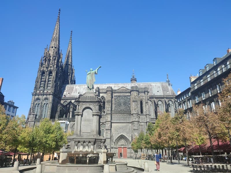 Cathédrale de Clermont (2)