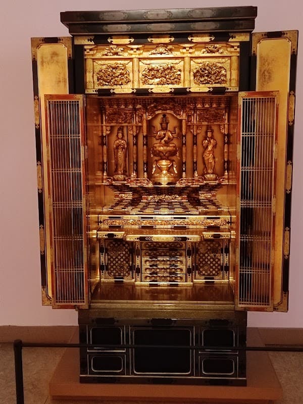 Musée des Arts d'Afrique et d'Asie (3)
