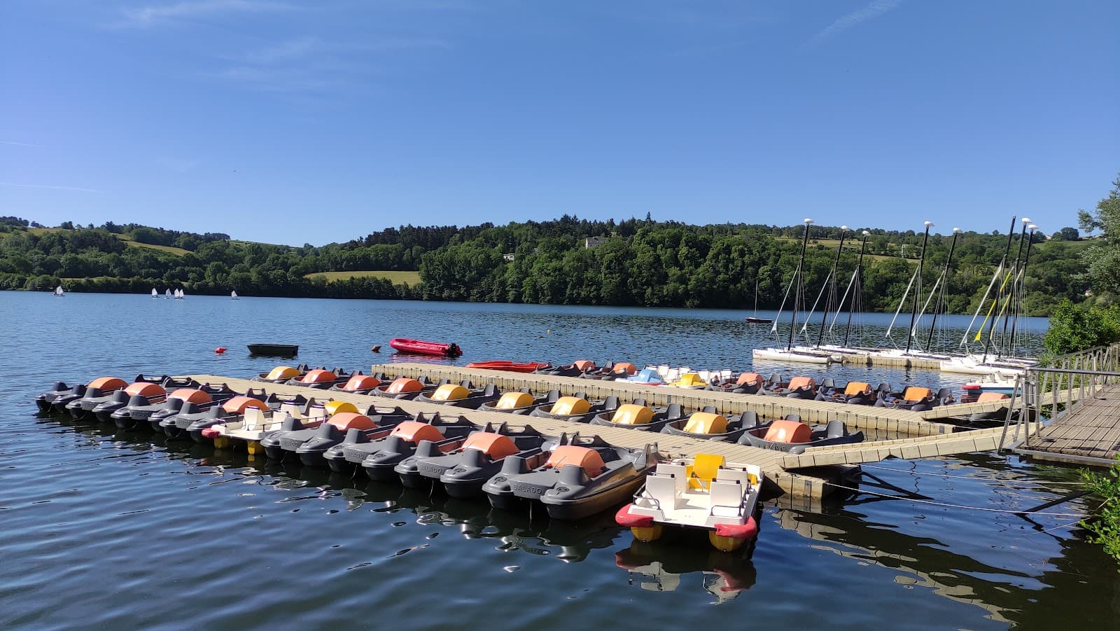 Base nautique d'Aydat (3/6)