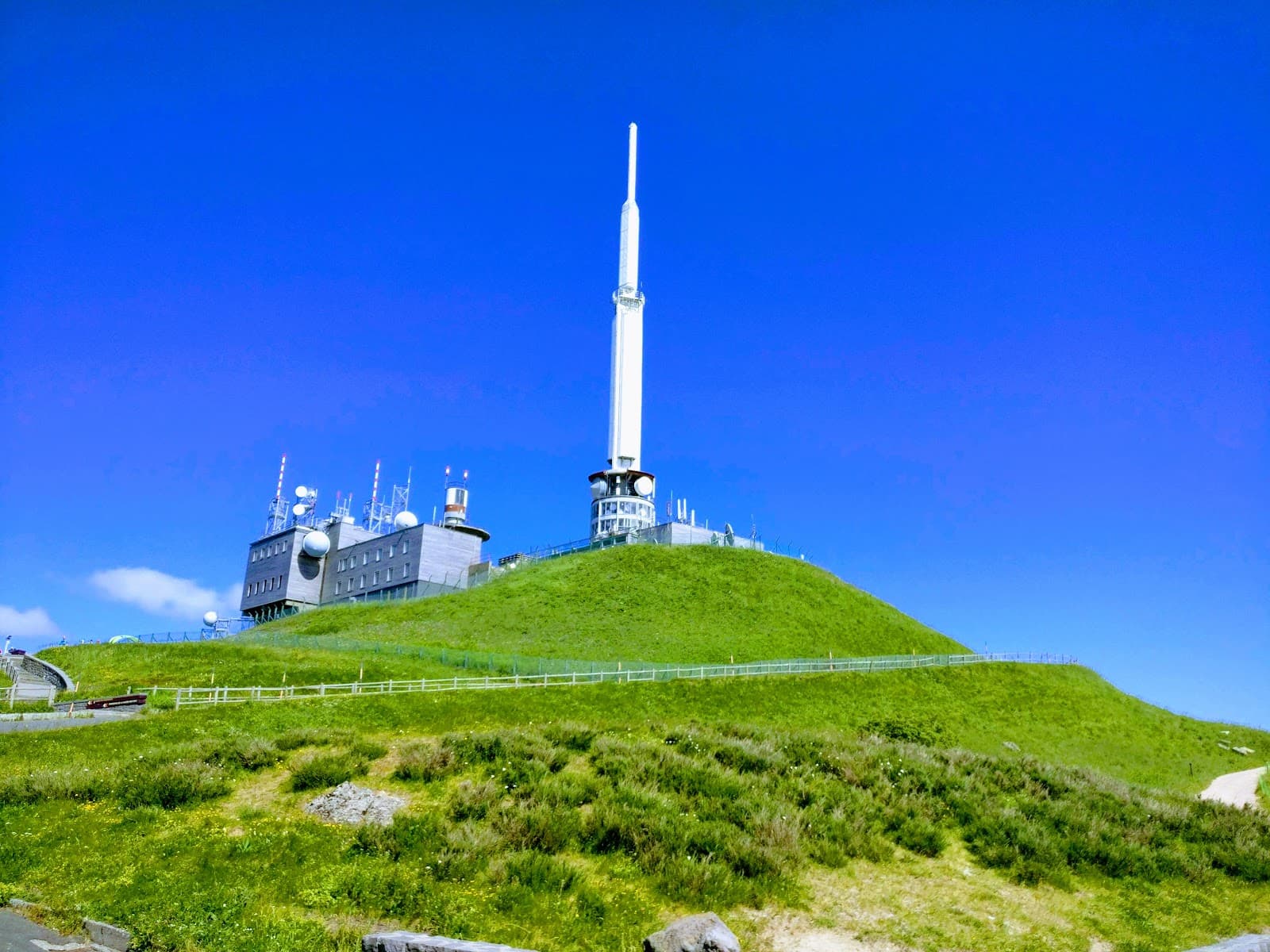 Parc naturel régional des Volcans d'Auvergne (5/6)