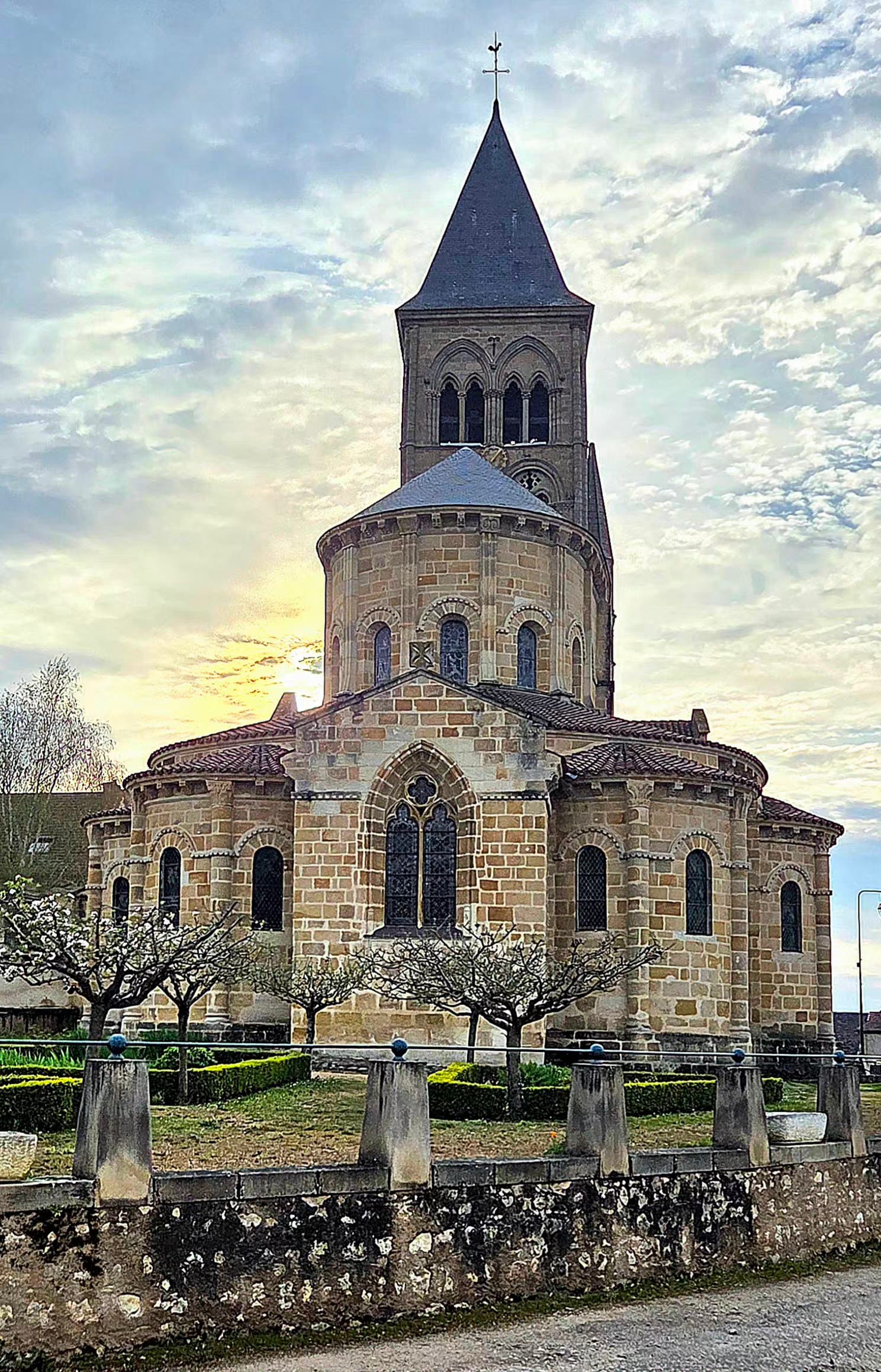 Église Saint-Menoux