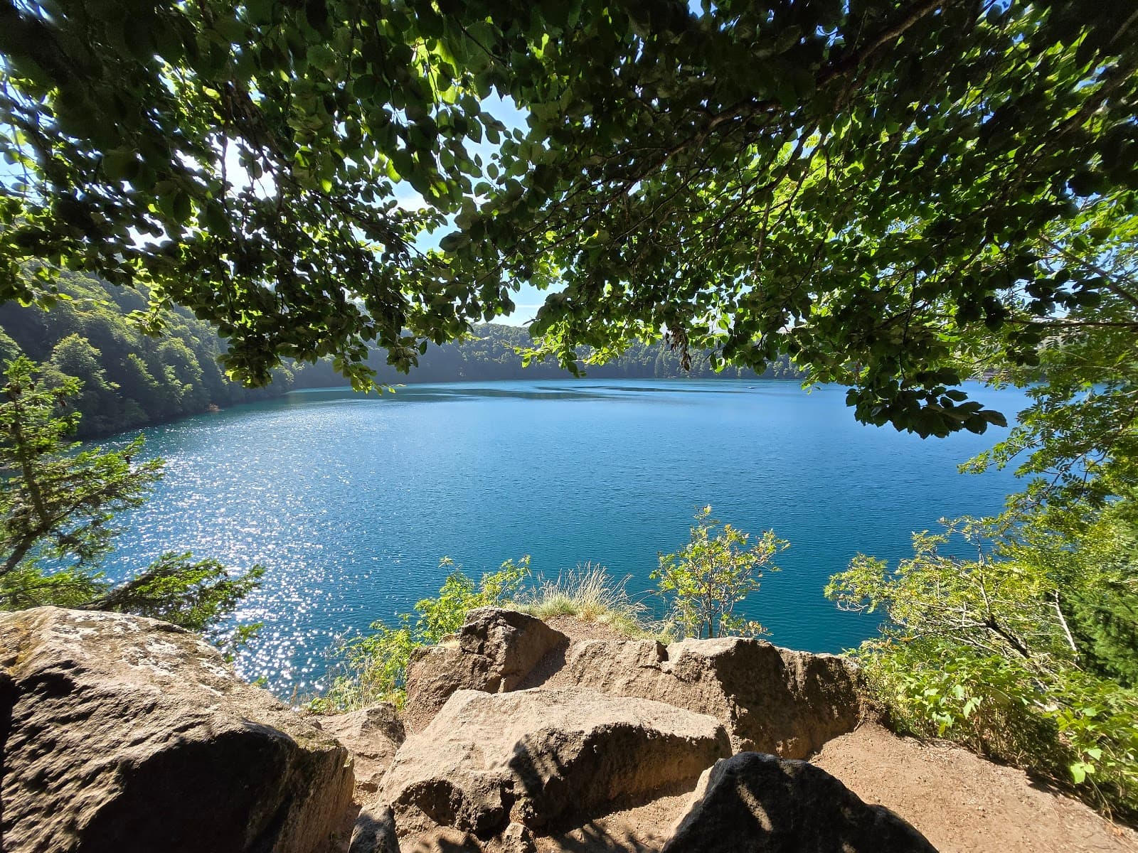 Point de vue sur le lac Pavin (6/6)