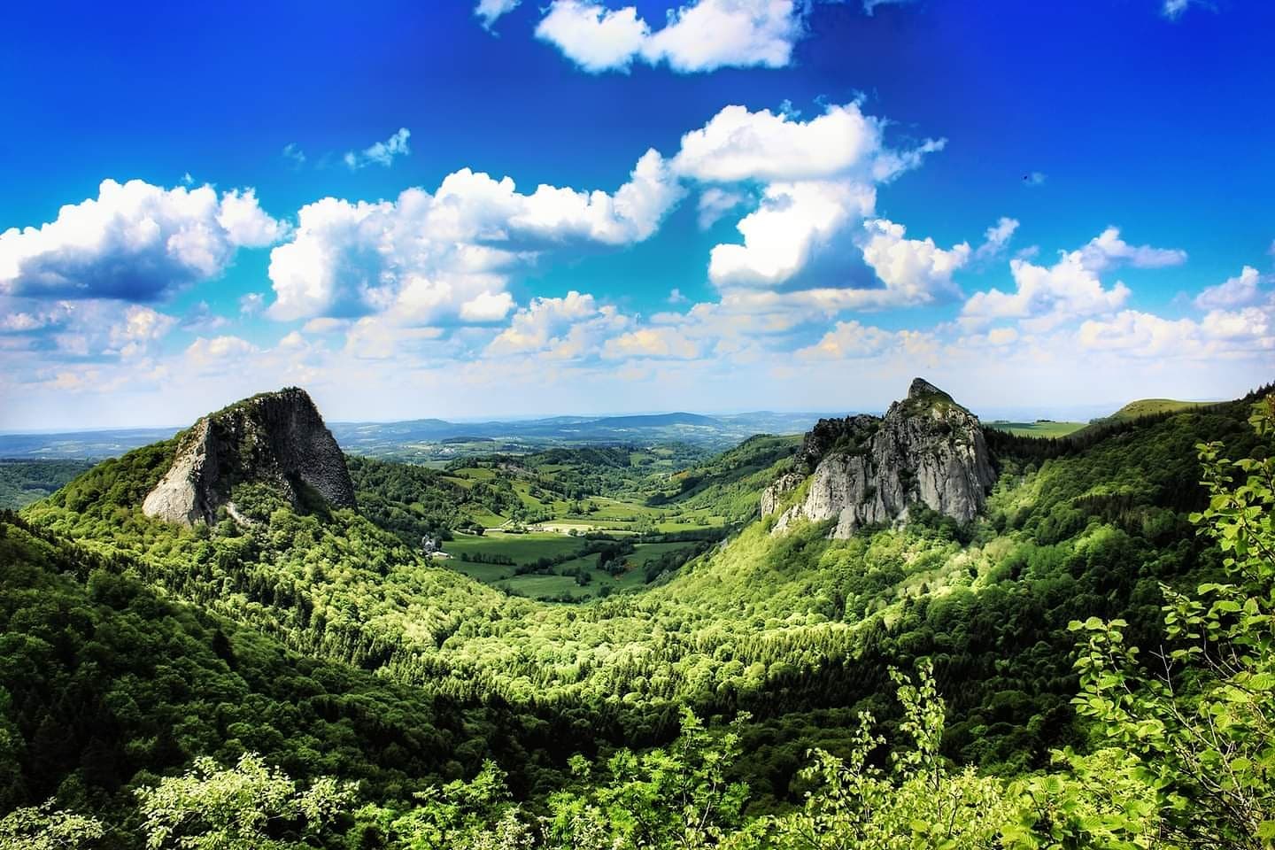 Point de Vue Roches Tuilière et Sanadoire (1/6)