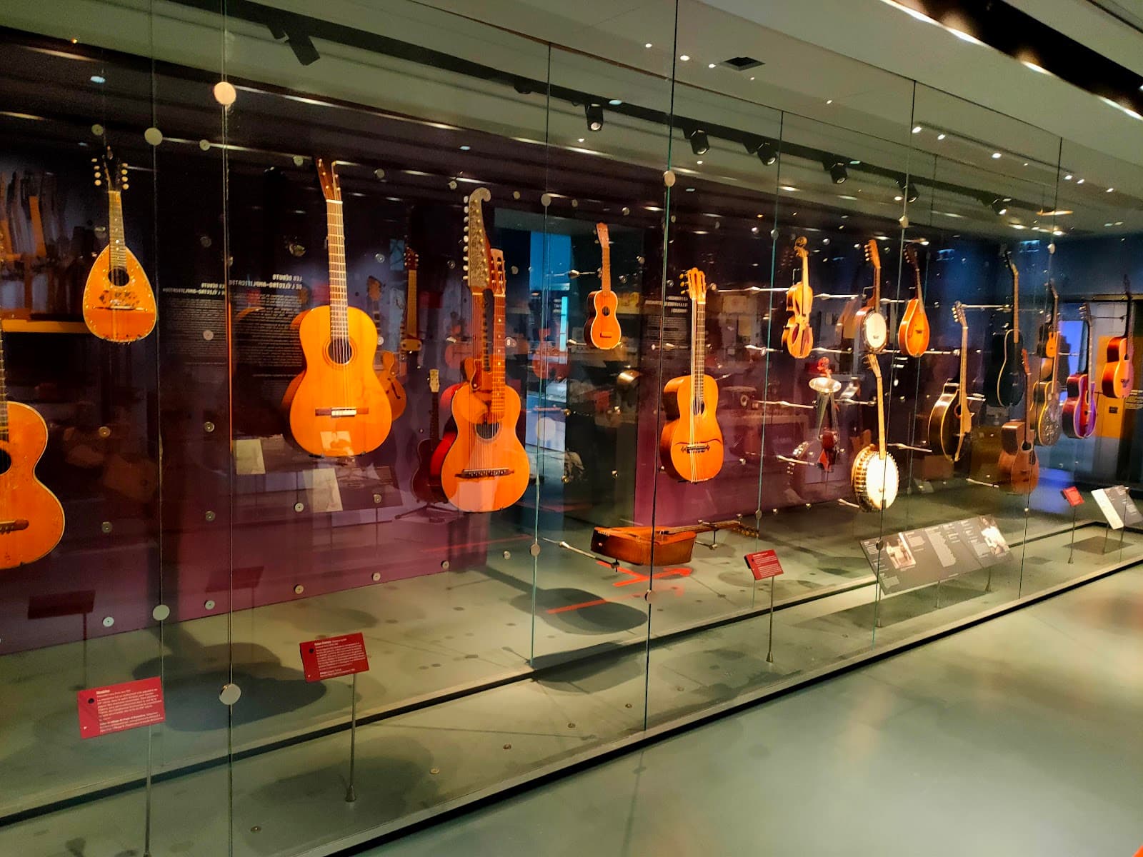 MuPop · Musée des Musiques Populaires